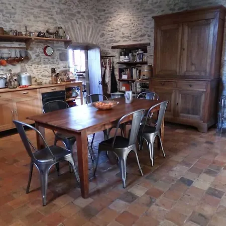 Holiday home Manor House, Huge Park, Le Mans Area Saint-Germain-de-Coulamer